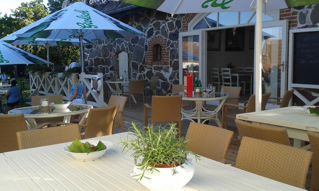 Stare Sady Chillout Rooms "Pod Jabloniami" Миколайки Экстерьер фото